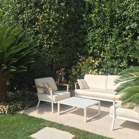 Διαμέρισμα Garden *